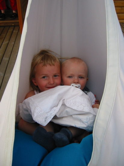 Vi&eth; Svala &iacute; r&oacute;lu