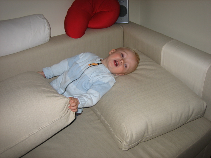 &Eacute;g er a&eth; fara a&eth; sofa